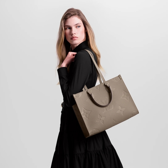 LOUIS VUITTON ON THE GO TOTE - TURTLEDOVE - MM - Picture 4 of 7